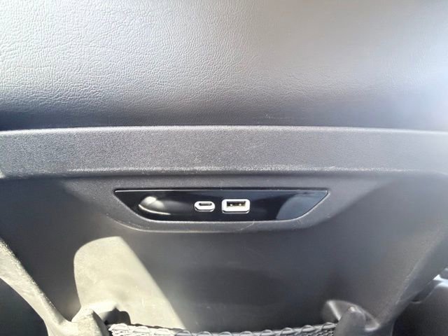 Used 2024 Chrysler Pacifica Touring-L image 28