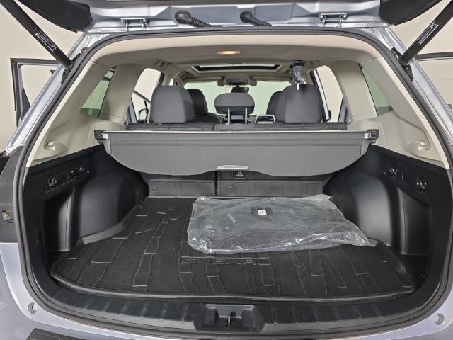 Used 2021 Subaru Forester Premium w/ Popular Package #1 AWD/4WD image 29