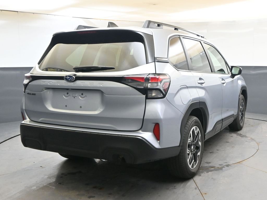 Certified 2025 Subaru Forester Premium image 5