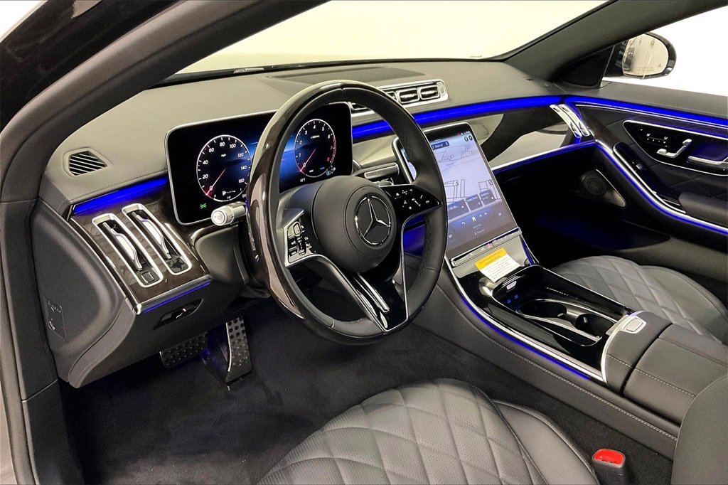 New 2025 Mercedes-Benz S 580 4MATIC Sedan image 8
