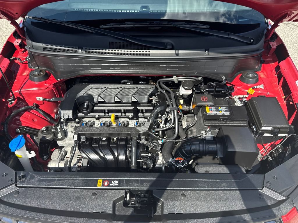Used 2025 Hyundai Venue SEL image 22