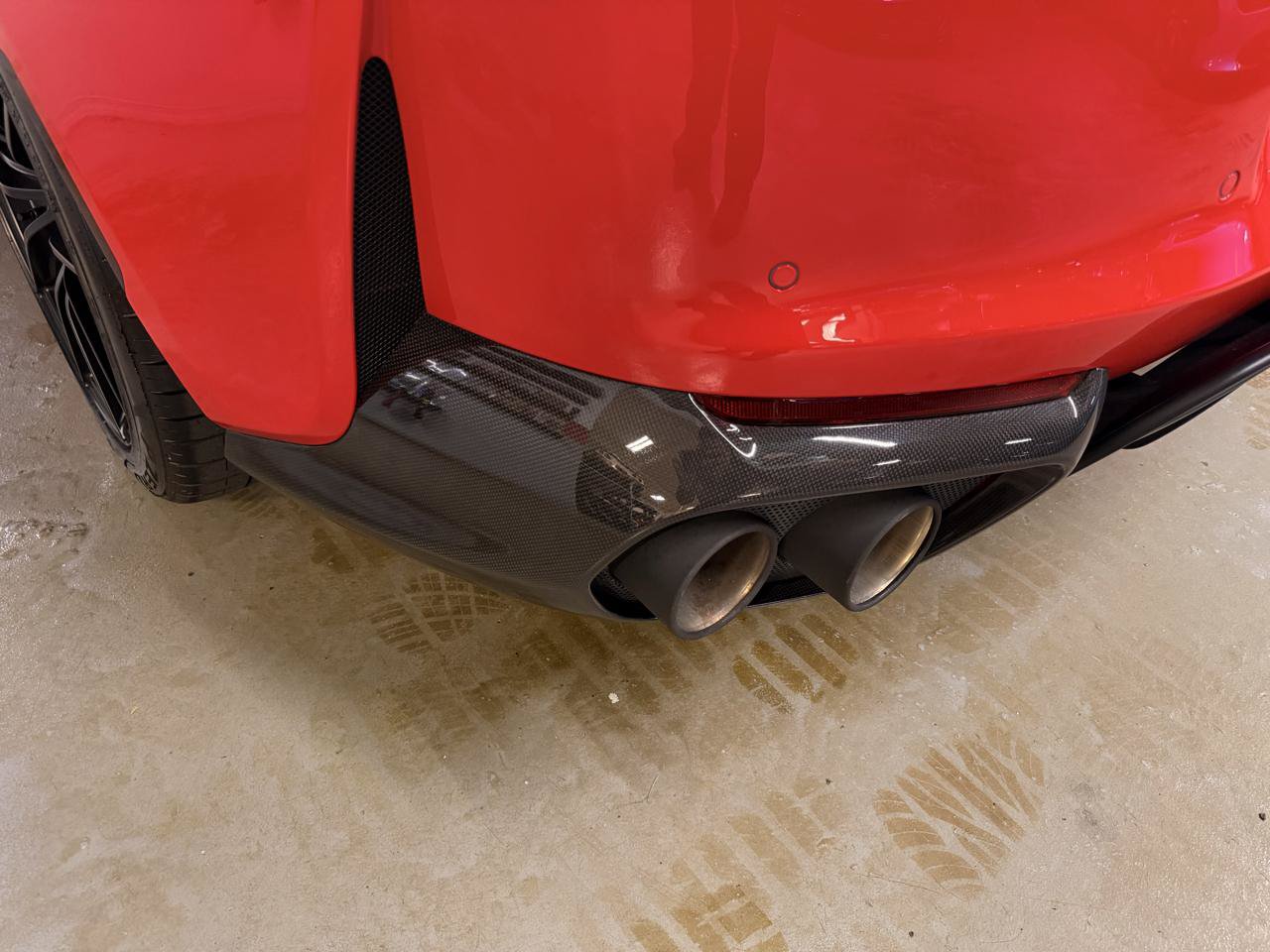 Used 2023 Ferrari 812 GTS RWD image 23