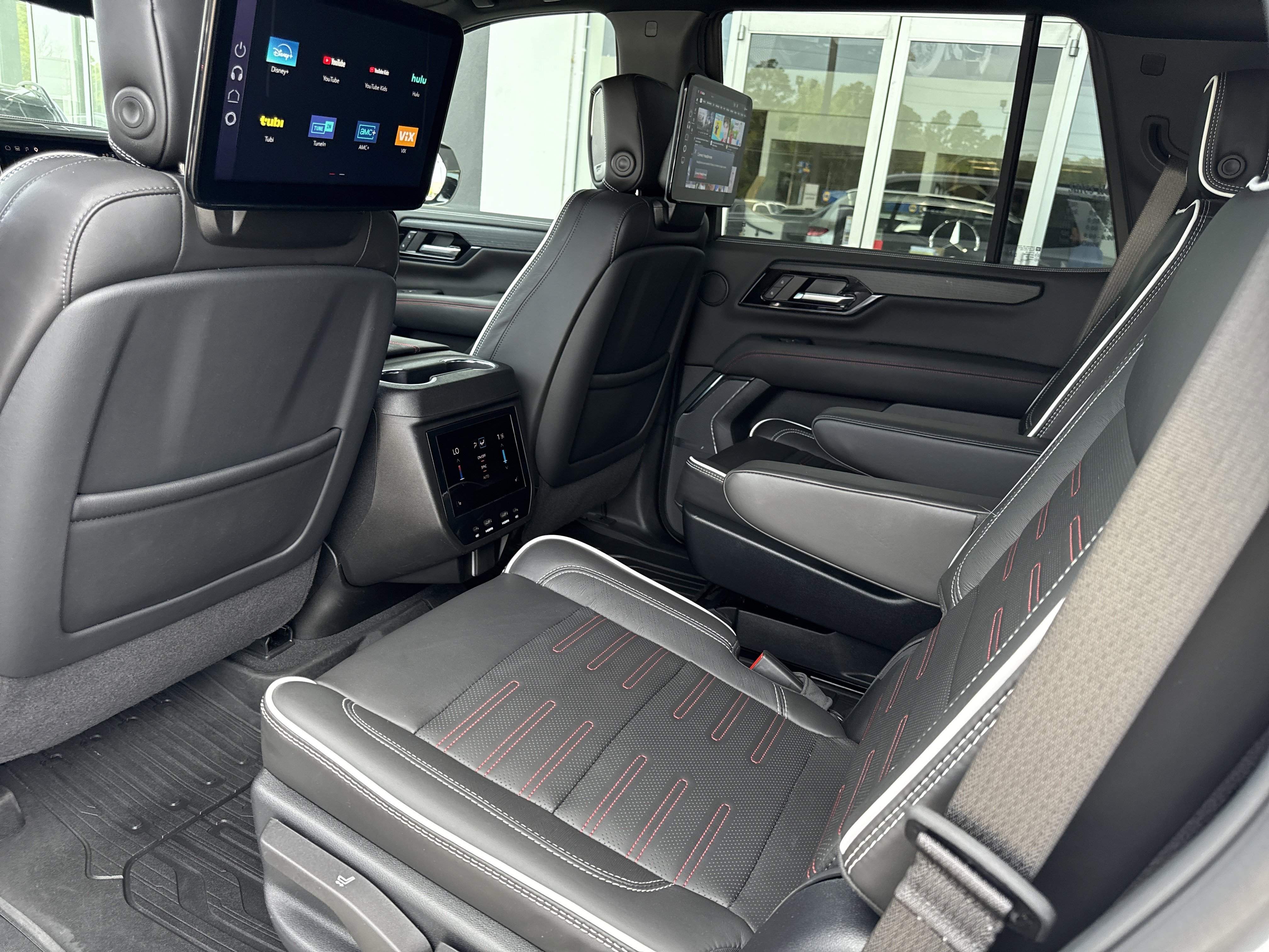 Used 2025 GMC Yukon AT4 Ultimate w/ LPO, Floor Liner Package image 13