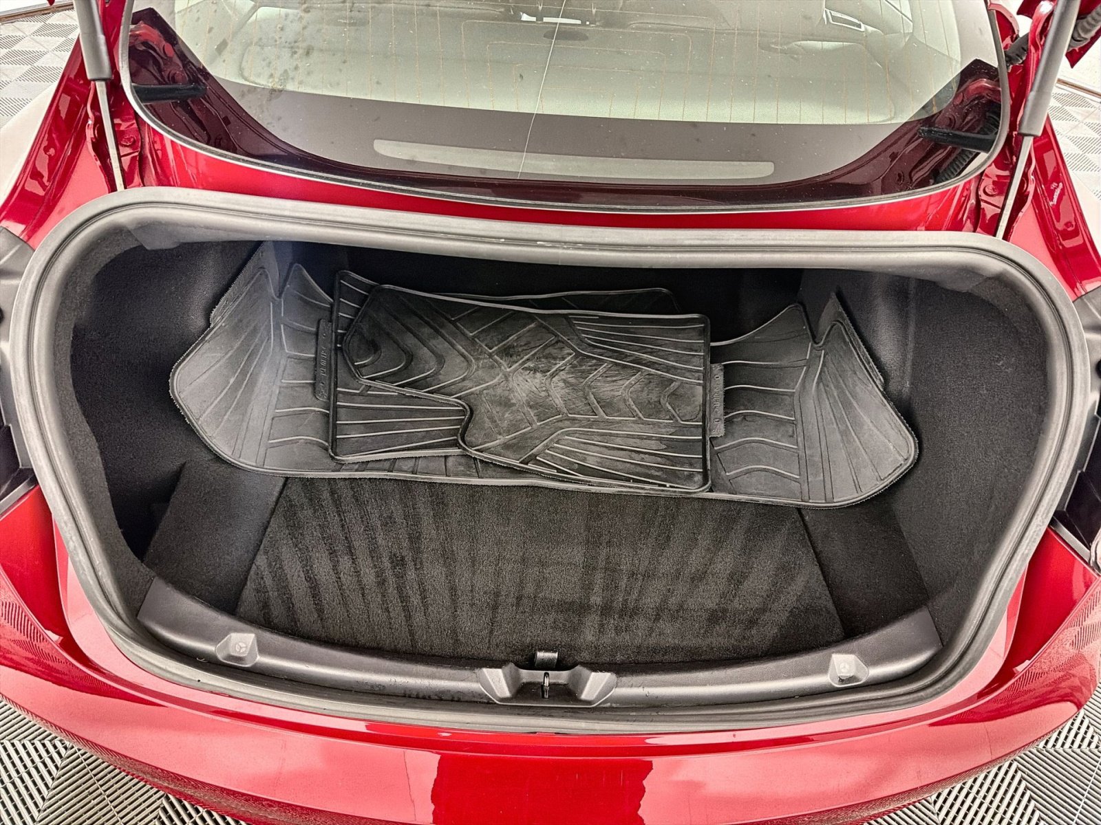 Used 2020 Tesla Model 3 Standard Range Plus image 26