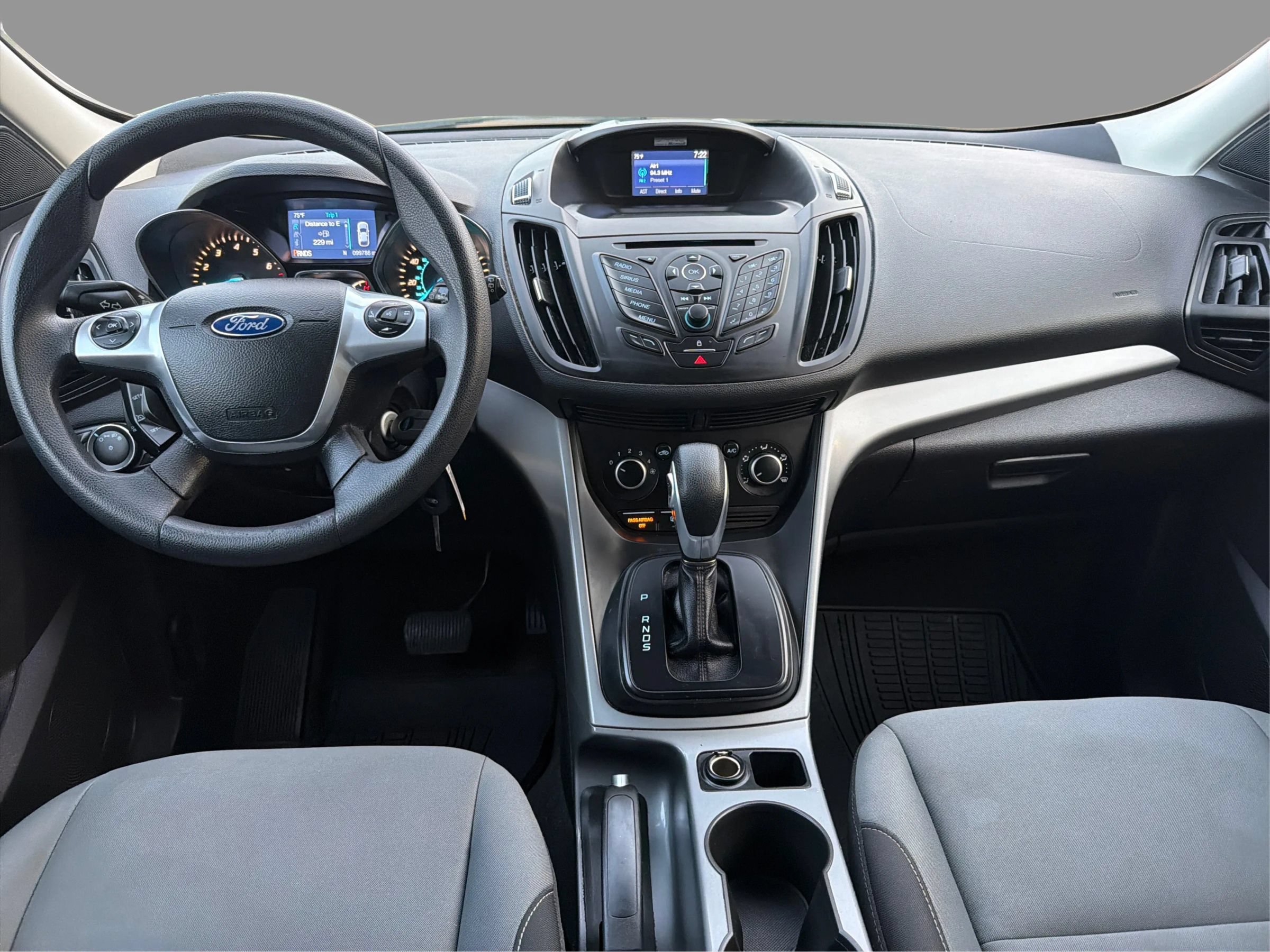 Used 2015 Ford Escape SE FWD image 16