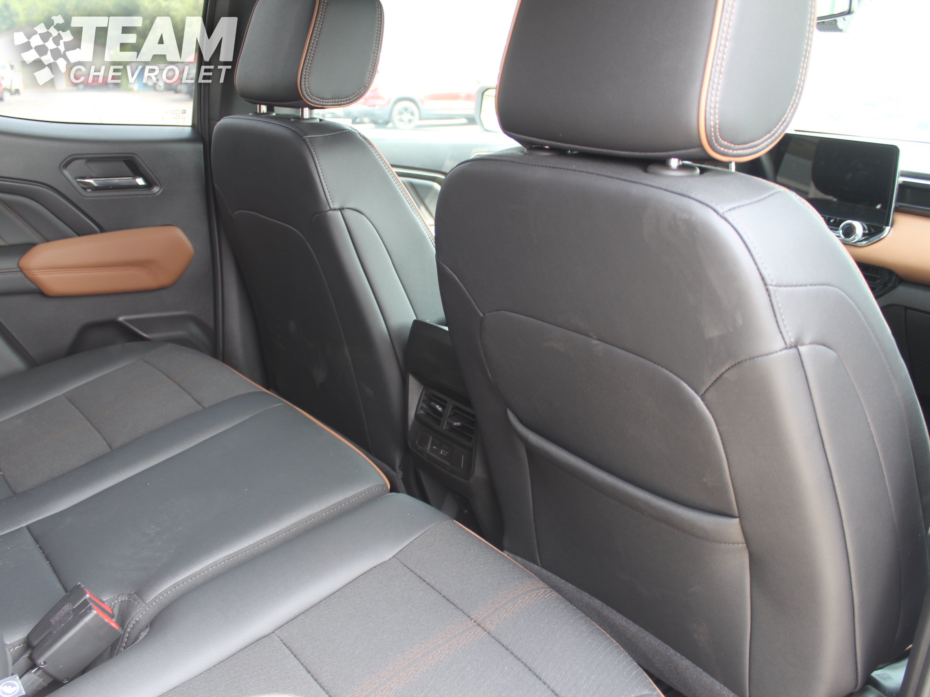 Certified 2025 GMC Canyon AT4 AWD/4WD image 23