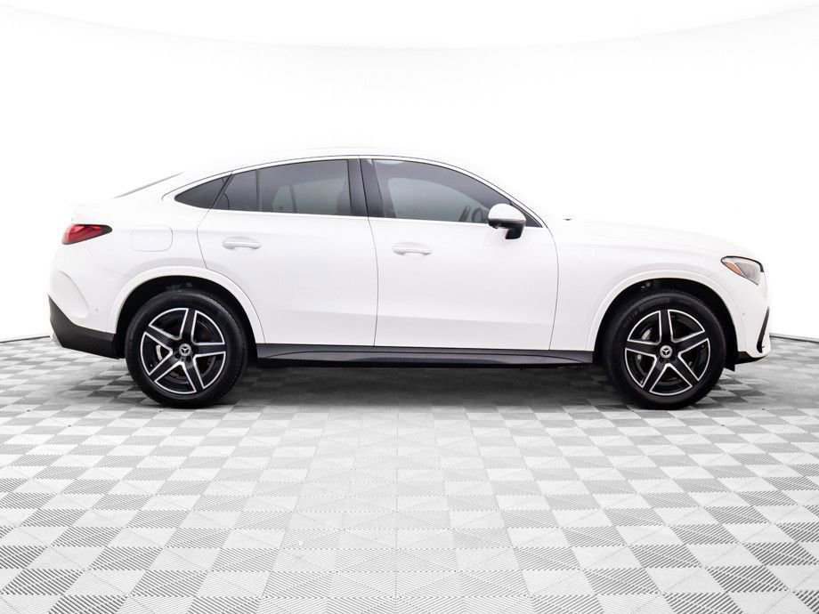 Certified 2025 Mercedes-Benz GLC 300 4MATIC image 6