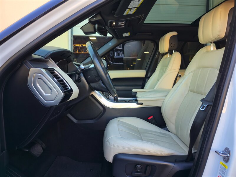 Used 2019 Land Rover Range Rover Sport HSE AWD/4WD image 13