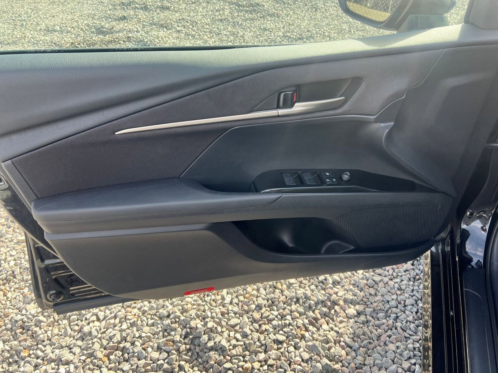 Used 2025 Toyota Camry LE image 20