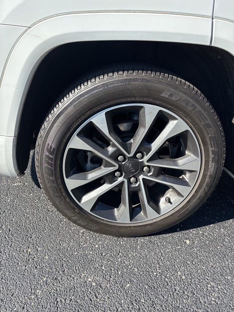 Used 2021 Jeep Grand Cherokee L Overland image 10