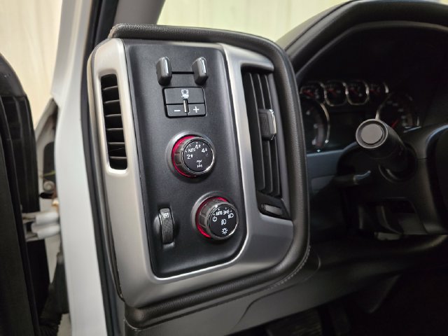 Used 2016 GMC Sierra 1500 SLT w/ SLT Premium Package AWD/4WD image 18