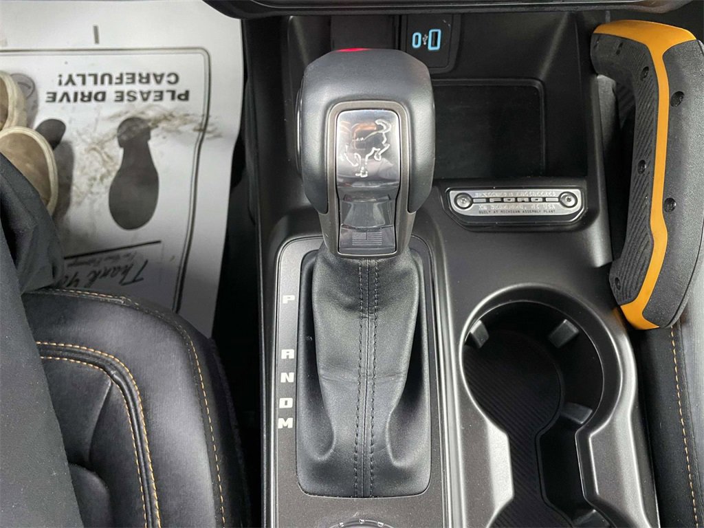 Used 2023 Ford Bronco Badlands image 17