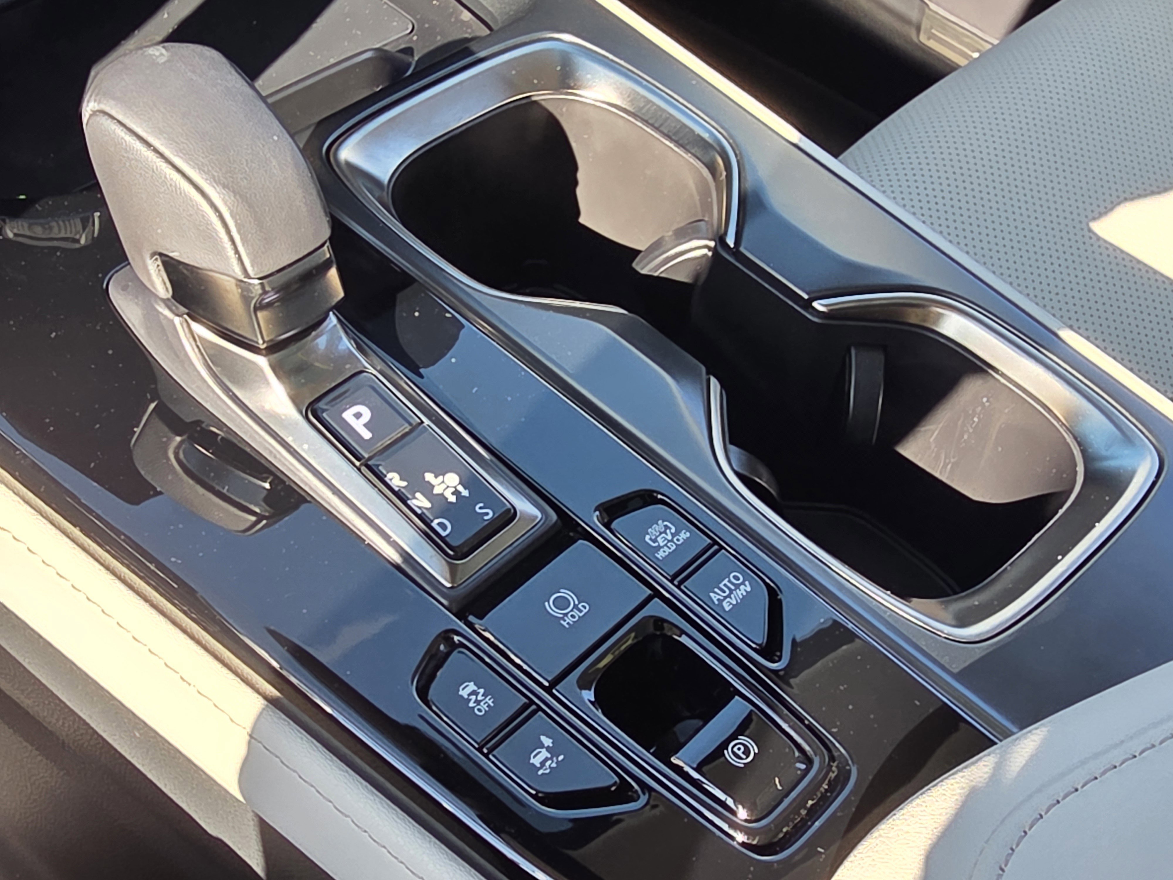 Used 2025 Lexus NX 450h+ AWD w/ Luxury Package image 29