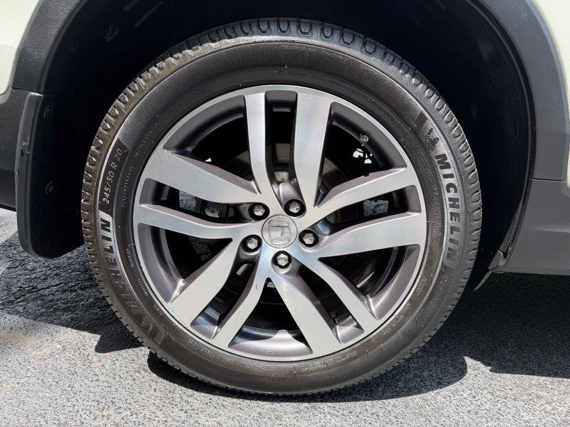 Used 2016 Honda Pilot Touring image 35