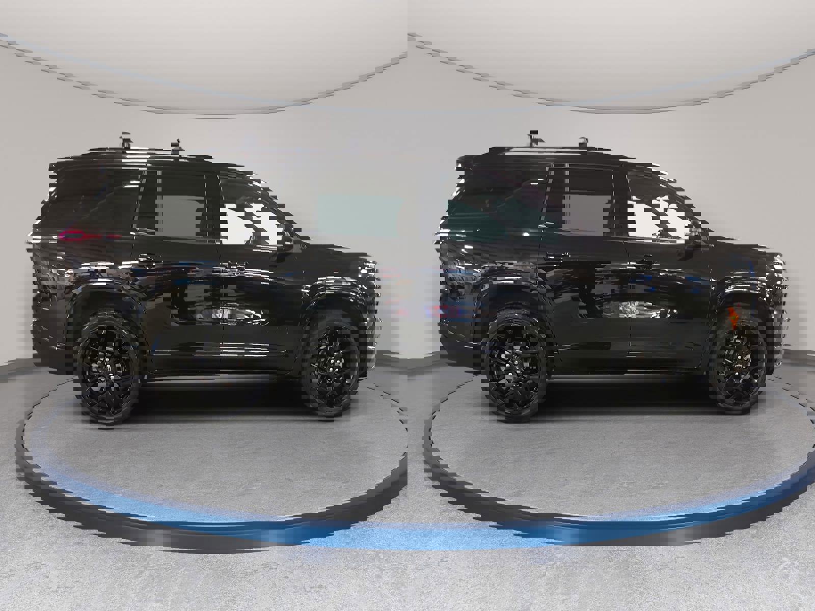 Used 2024 Chevrolet Traverse RS w/ LPO, Floor Liner Package image 4