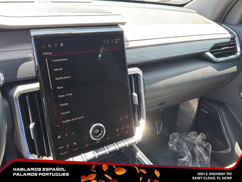 Certified 2026 GMC Acadia Elevation w/ Elevation Premium Package FWD image 20