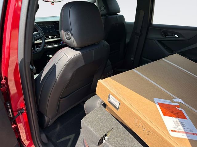 New 2026 Chevrolet Equinox RS w/ Convenience Package III FWD image 13
