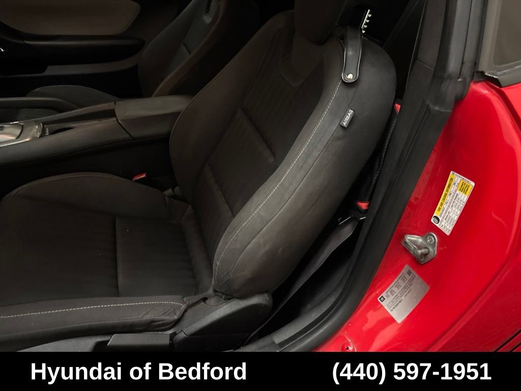 Used 2015 Chevrolet Camaro LS RWD image 11