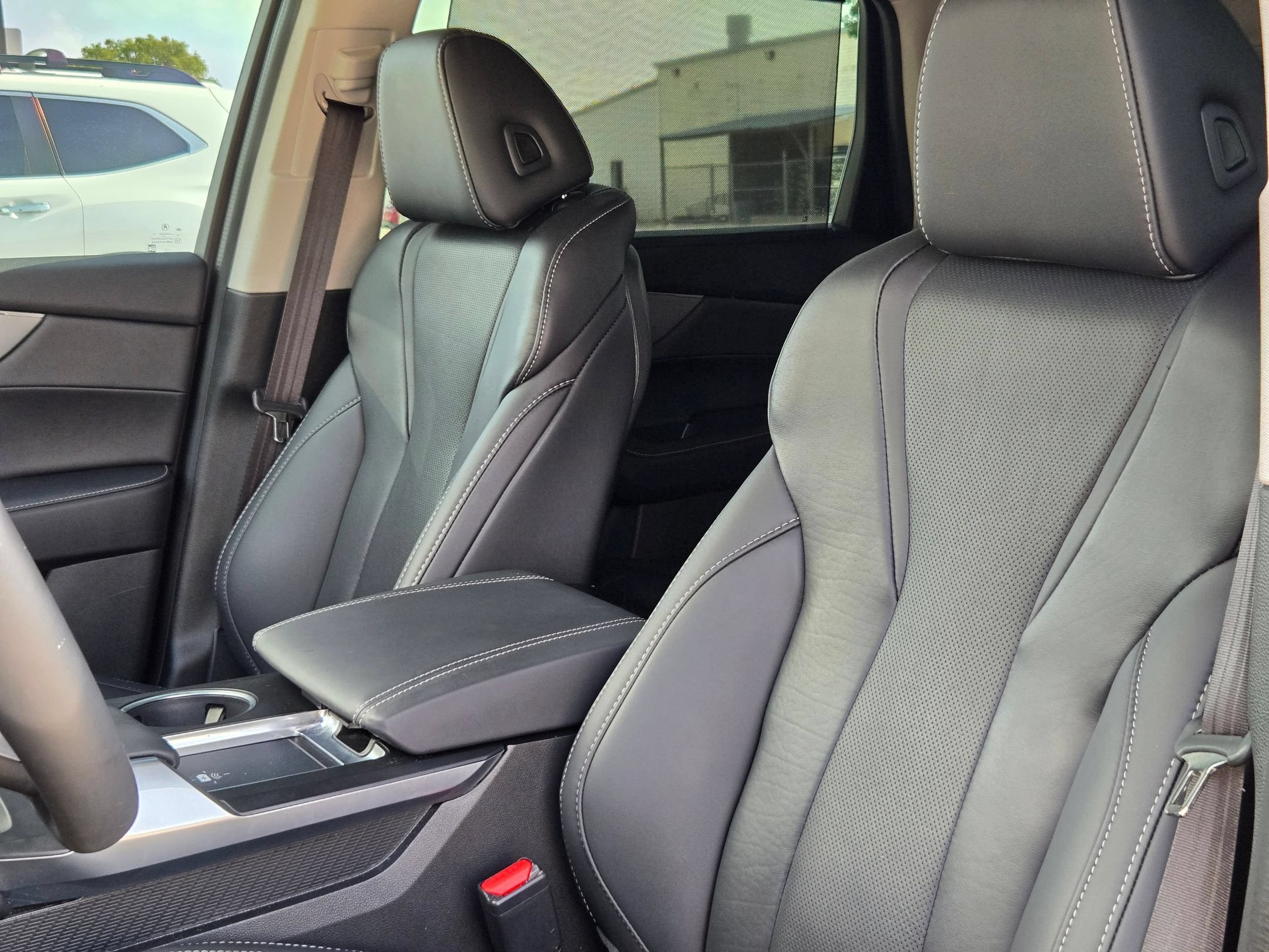 Used 2023 Acura MDX FWD w/ Technology Package image 13