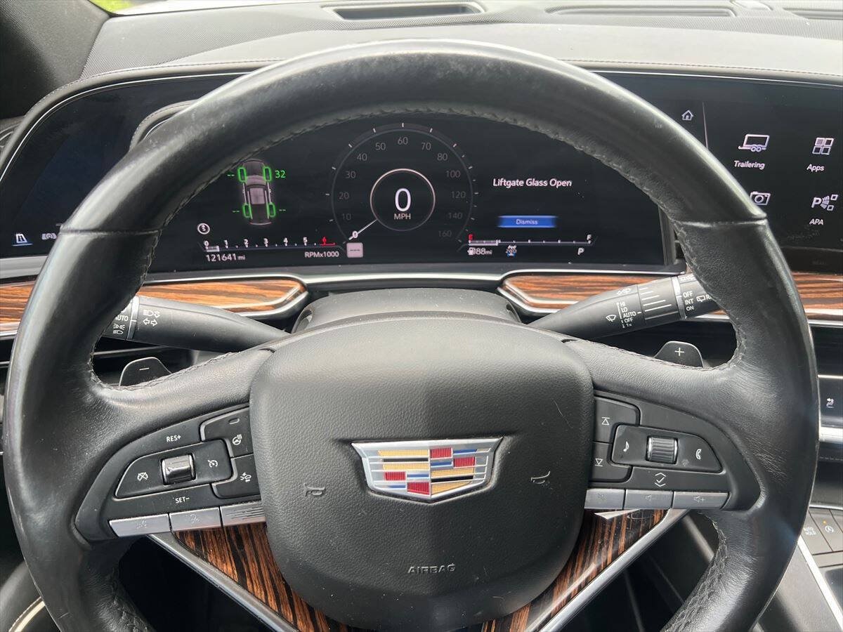 Used 2021 Cadillac Escalade ESV Premium Luxury w/ Performance Package AWD/4WD image 12