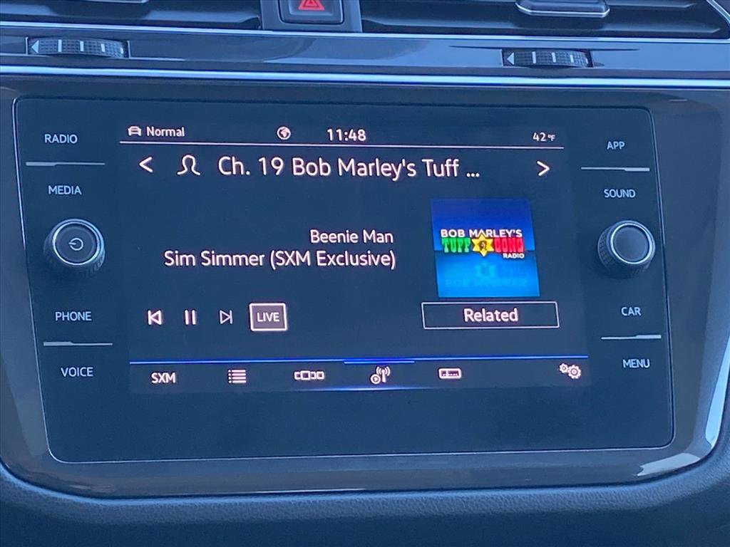 Certified 2022 Volkswagen Tiguan SE image 7