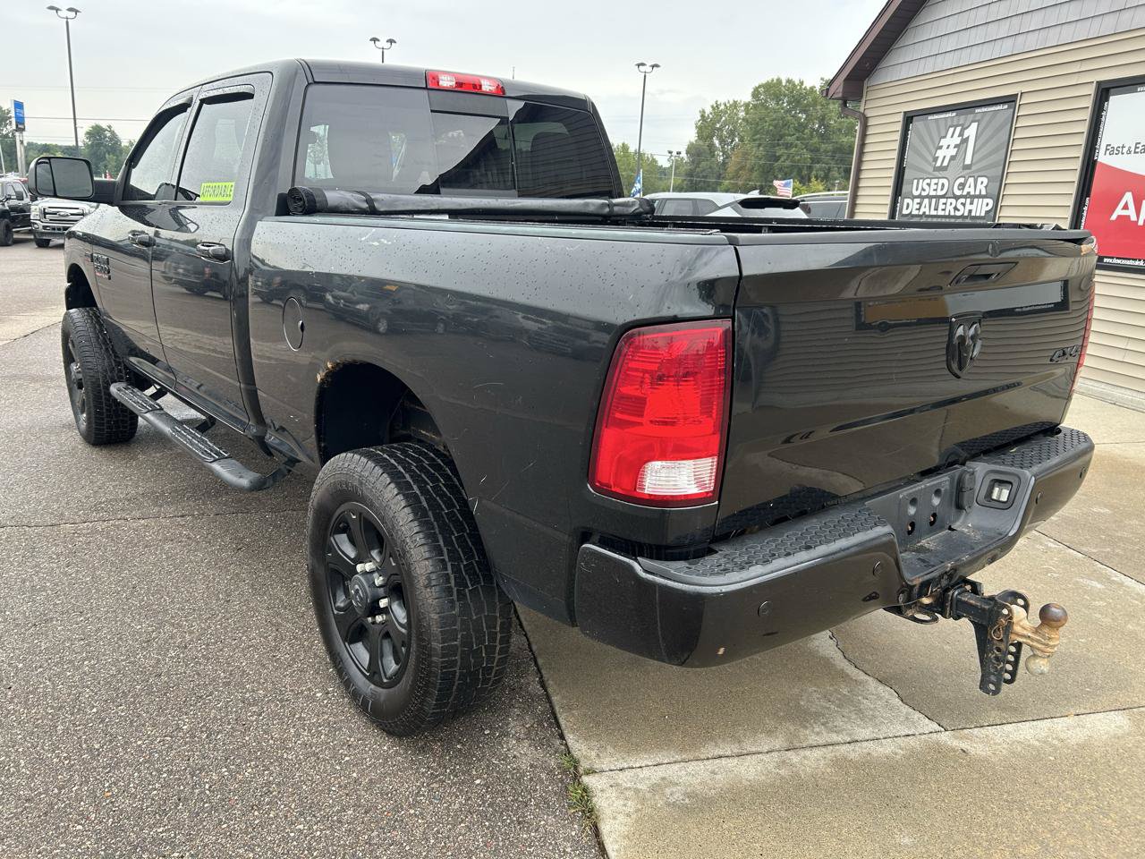 Used 2017 RAM 2500 Big Horn w/ Sport Appearance Group AWD/4WD image 7