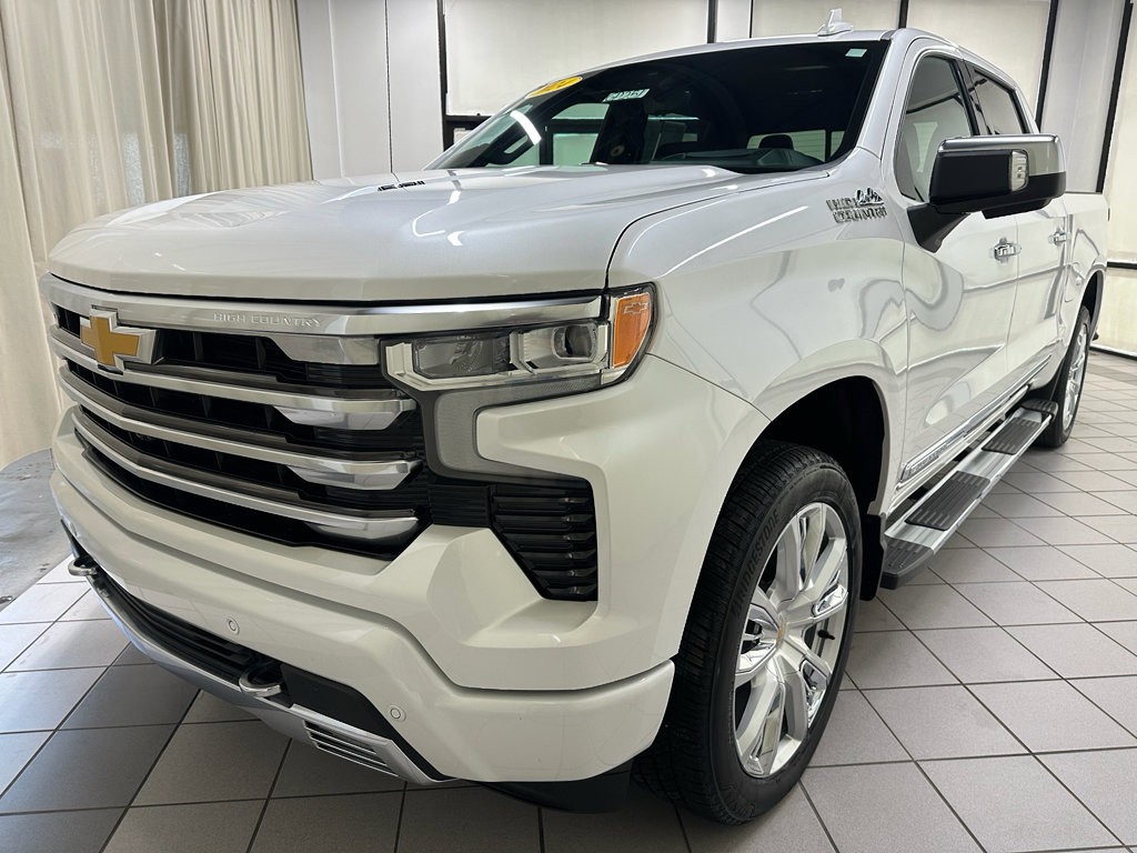 Certified 2024 Chevrolet Silverado 1500 High Country w/ High Country Premium Package AWD/4WD image 15