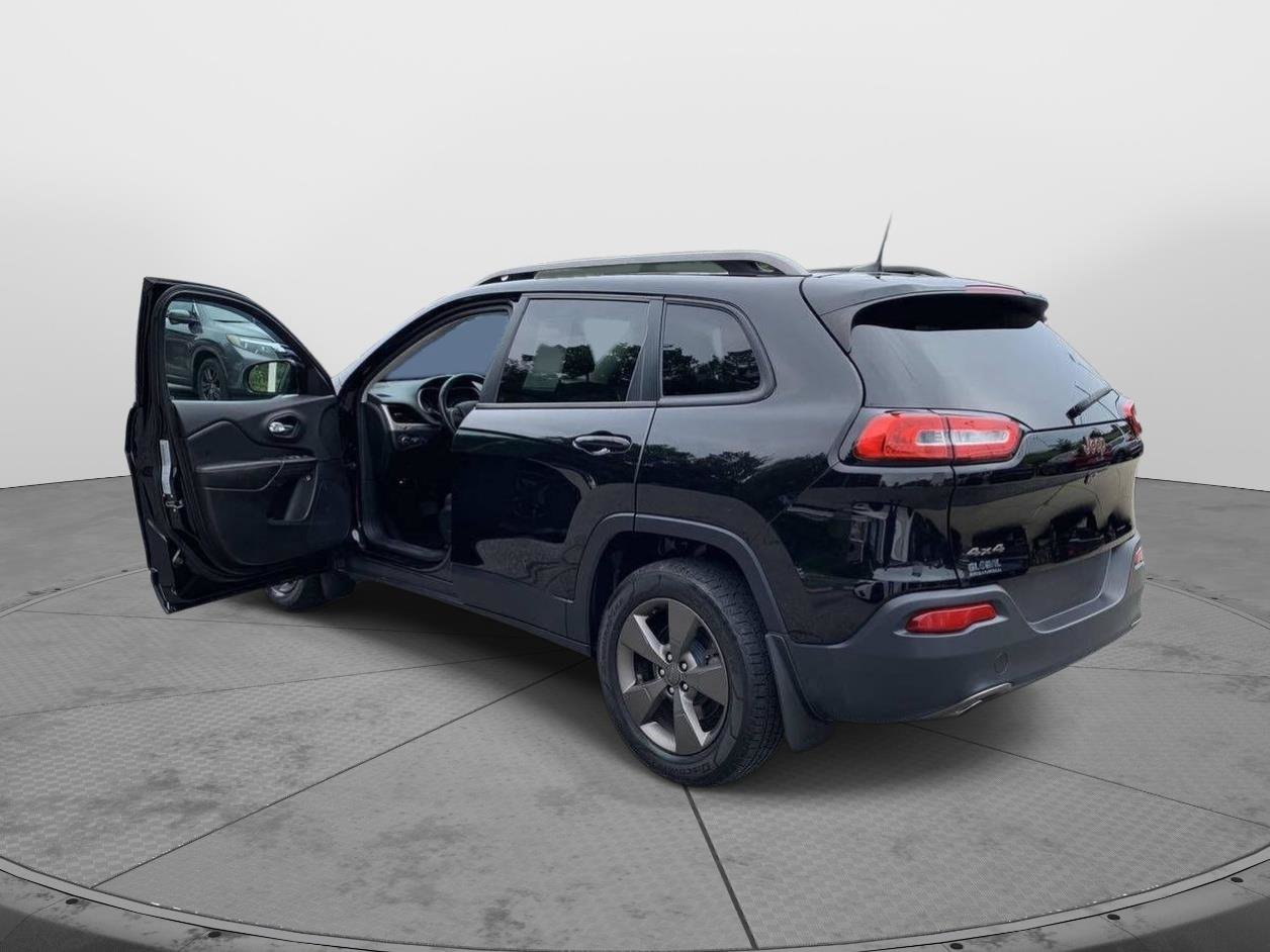 Used 2017 Jeep Cherokee 75th Anniversary AWD/4WD image 7