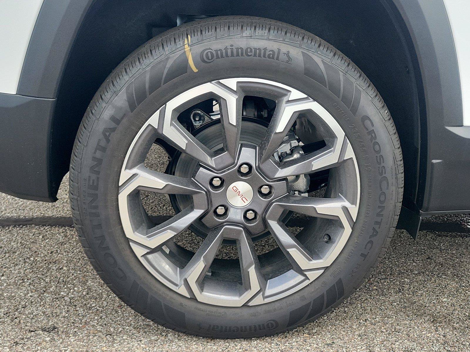 New 2027 GMC Terrain Elevation w/ Elevation Premium Package FWD image 5
