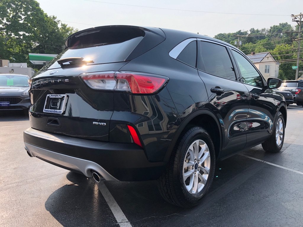 Used 2022 Ford Escape SE AWD/4WD image 6