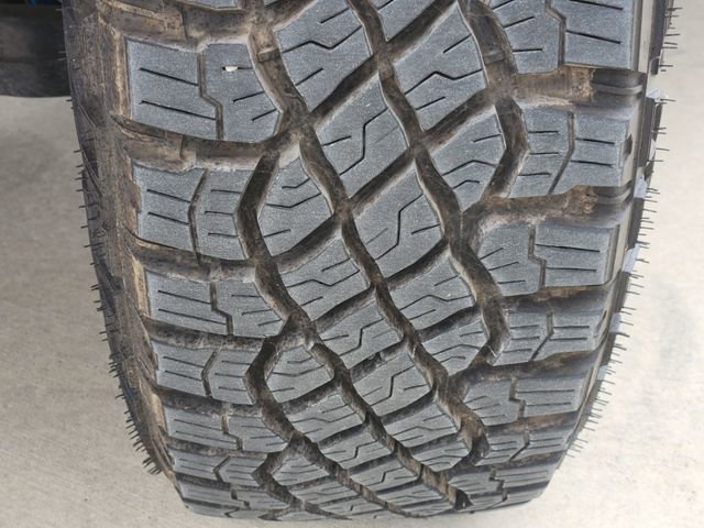 Used 2024 Chevrolet Silverado 1500 ZR2 w/ Technology Package image 13