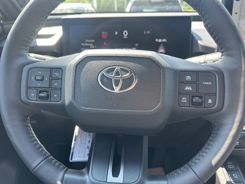 Used 2026 Toyota RAV4 XSE w/ Panoramic Sun Roof Package AWD/4WD image 20