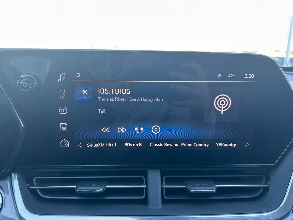 Used 2024 Chevrolet Trax ACTIV w/ Driver Confidence Package image 13