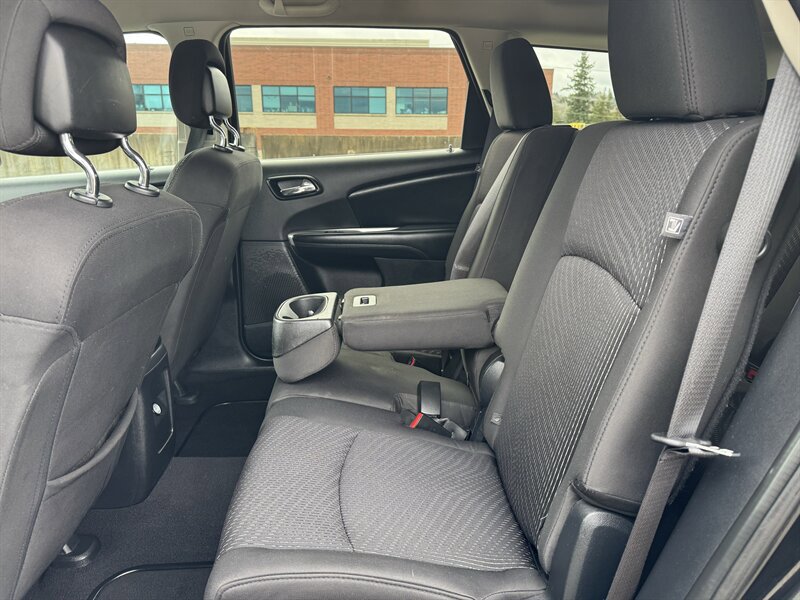 Used 2017 Dodge Journey Crossroad FWD image 14