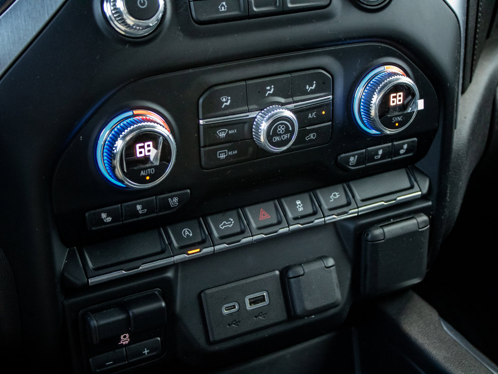 Used 2020 GMC Sierra 1500 SLT image 30