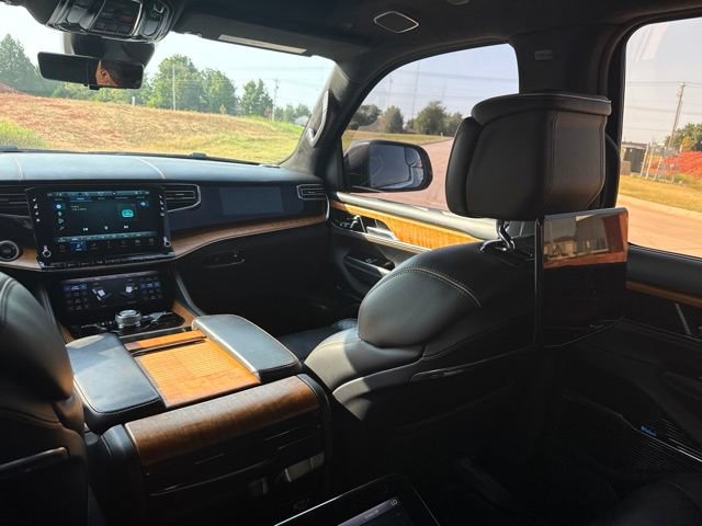 Used 2022 Jeep Grand Wagoneer Series III w/ Rear Seat Video Group 1 AWD/4WD image 8