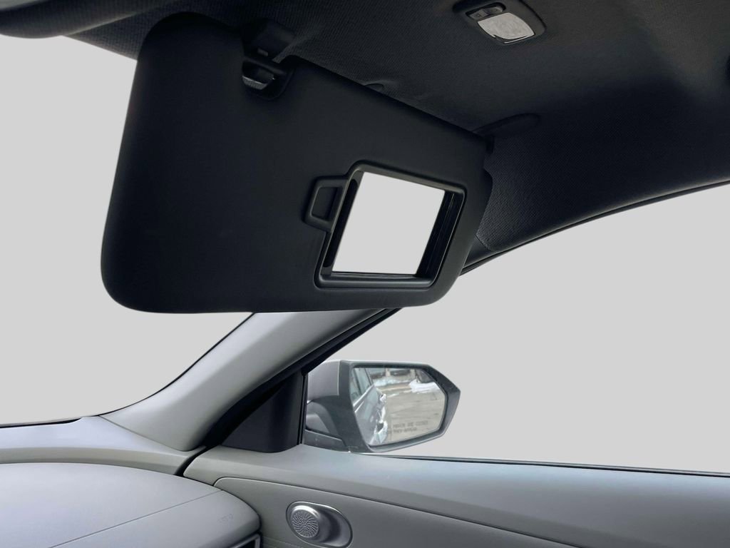 Certified 2024 Hyundai Elantra SEL image 31