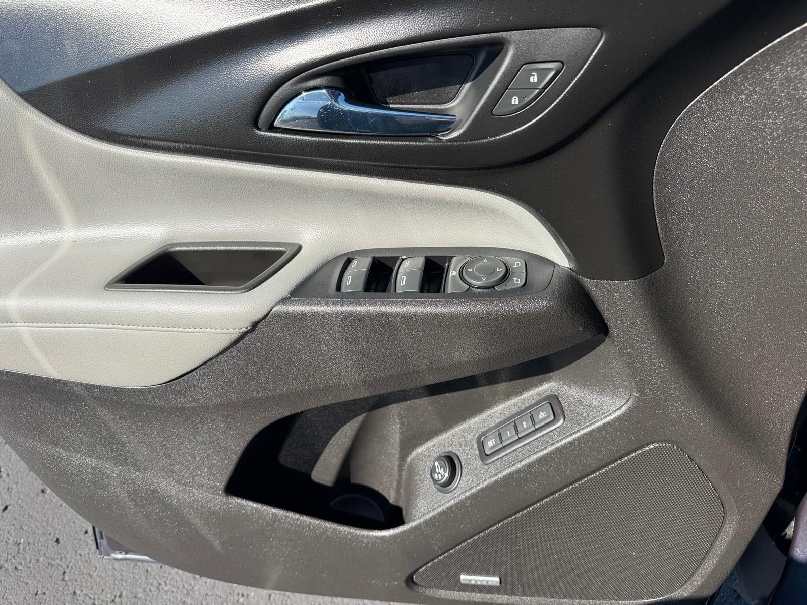 Used 2019 Chevrolet Equinox Premier AWD/4WD image 13