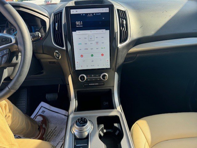 Certified 2024 Ford Edge SEL w/ Convenience Package image 16