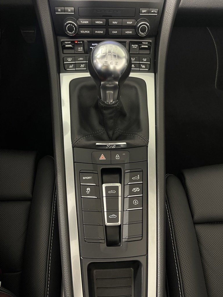 Certified 2024 Porsche 718 Boxster image 36