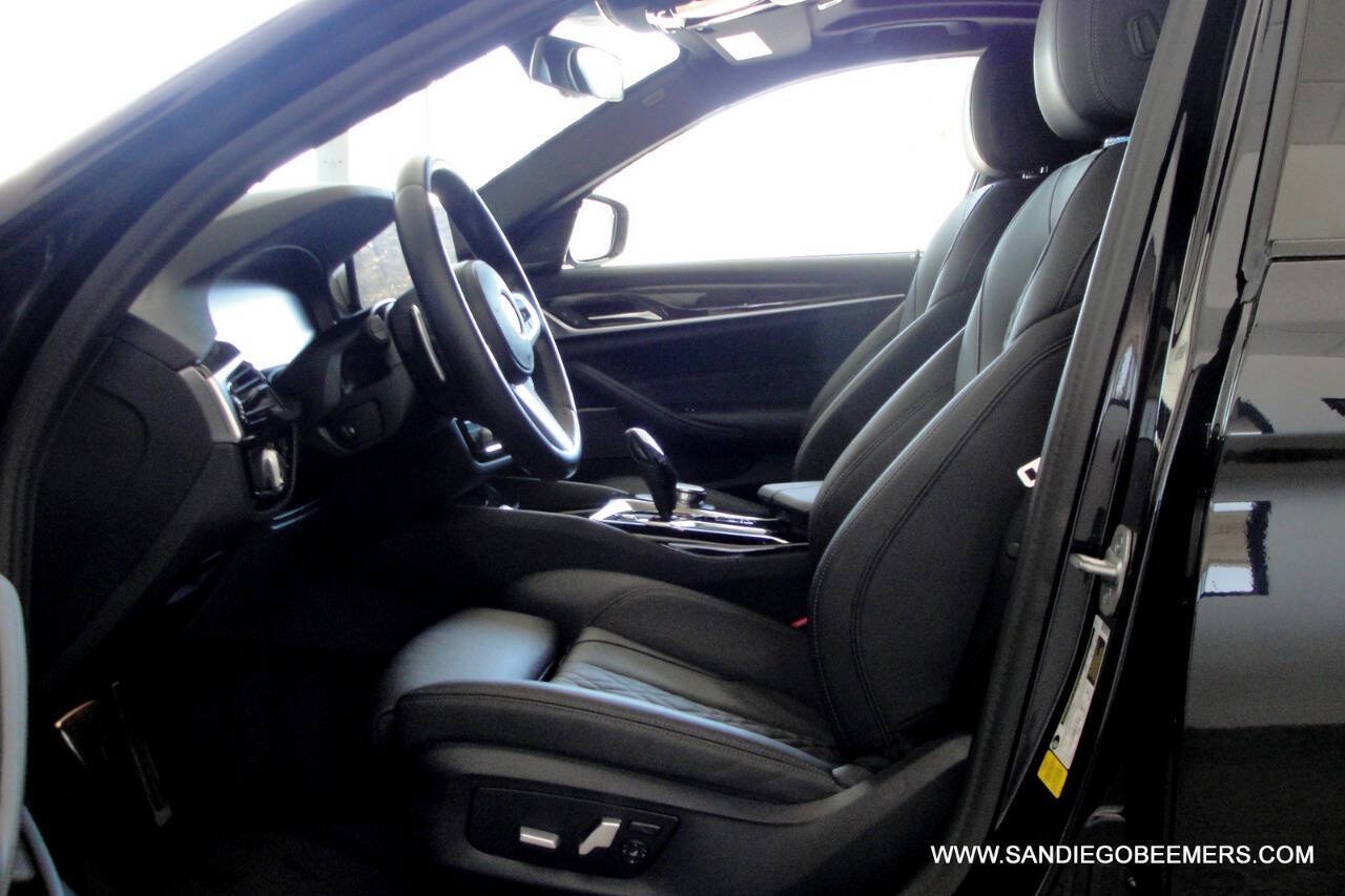 Used 2023 BMW 540i w/ M Sport Package RWD image 6