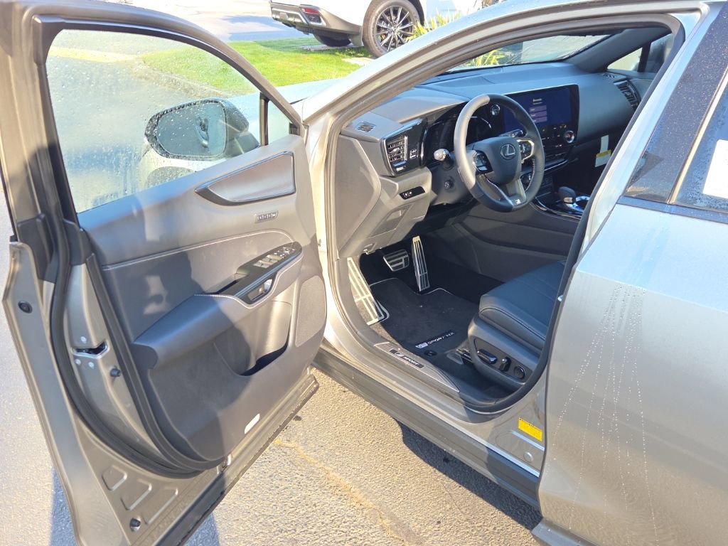 New 2026 Lexus NX 450h+ F Sport image 10