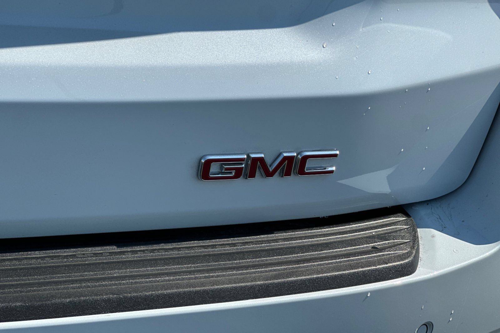 Used 2026 GMC Yukon Denali w/ Sun & Power Step Package AWD/4WD image 40