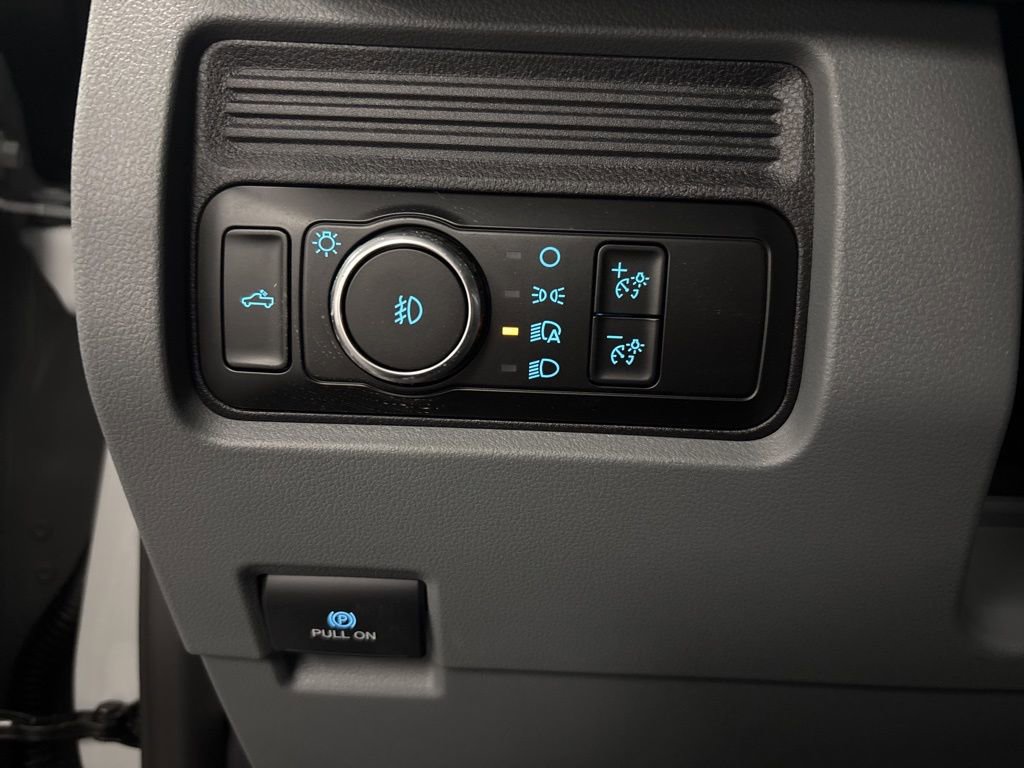 New 2026 Ford F250 XL w/ XL Off-Road Package image 27