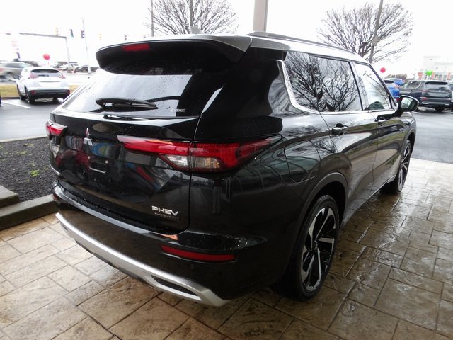 New 2025 Mitsubishi Outlander SEL image 7