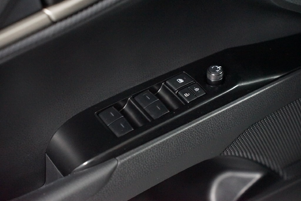 Certified 2025 Toyota Camry SE FWD image 31