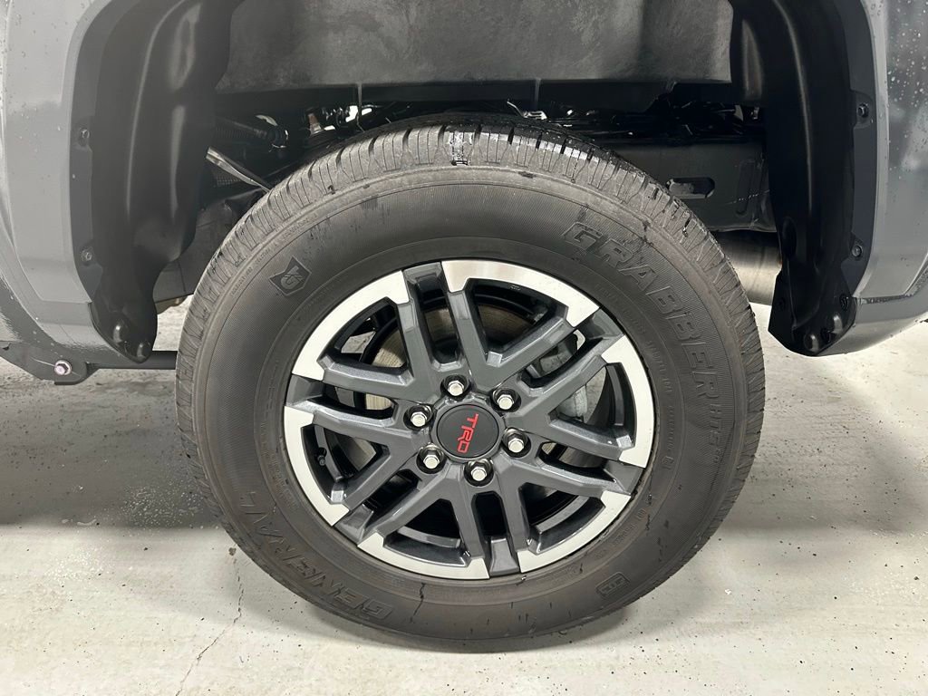 Used 2025 Toyota Tacoma TRD Sport AWD/4WD image 61