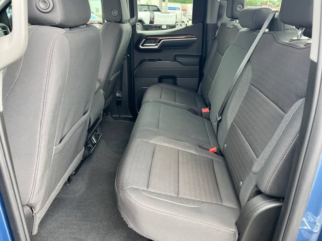 Used 2024 Chevrolet Silverado 1500 LT AWD/4WD image 23