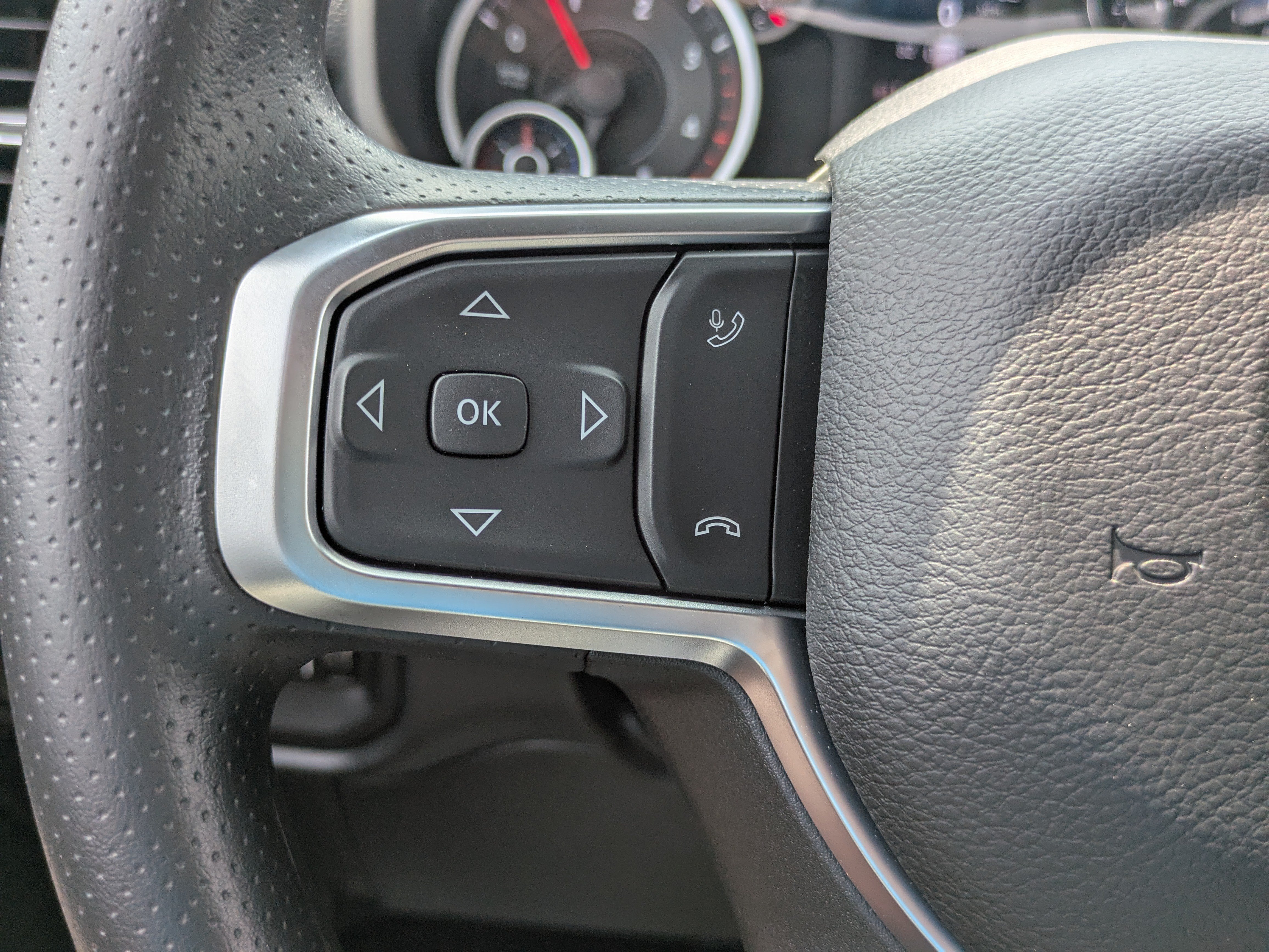 New 2026 RAM 3500 Tradesman AWD/4WD image 17