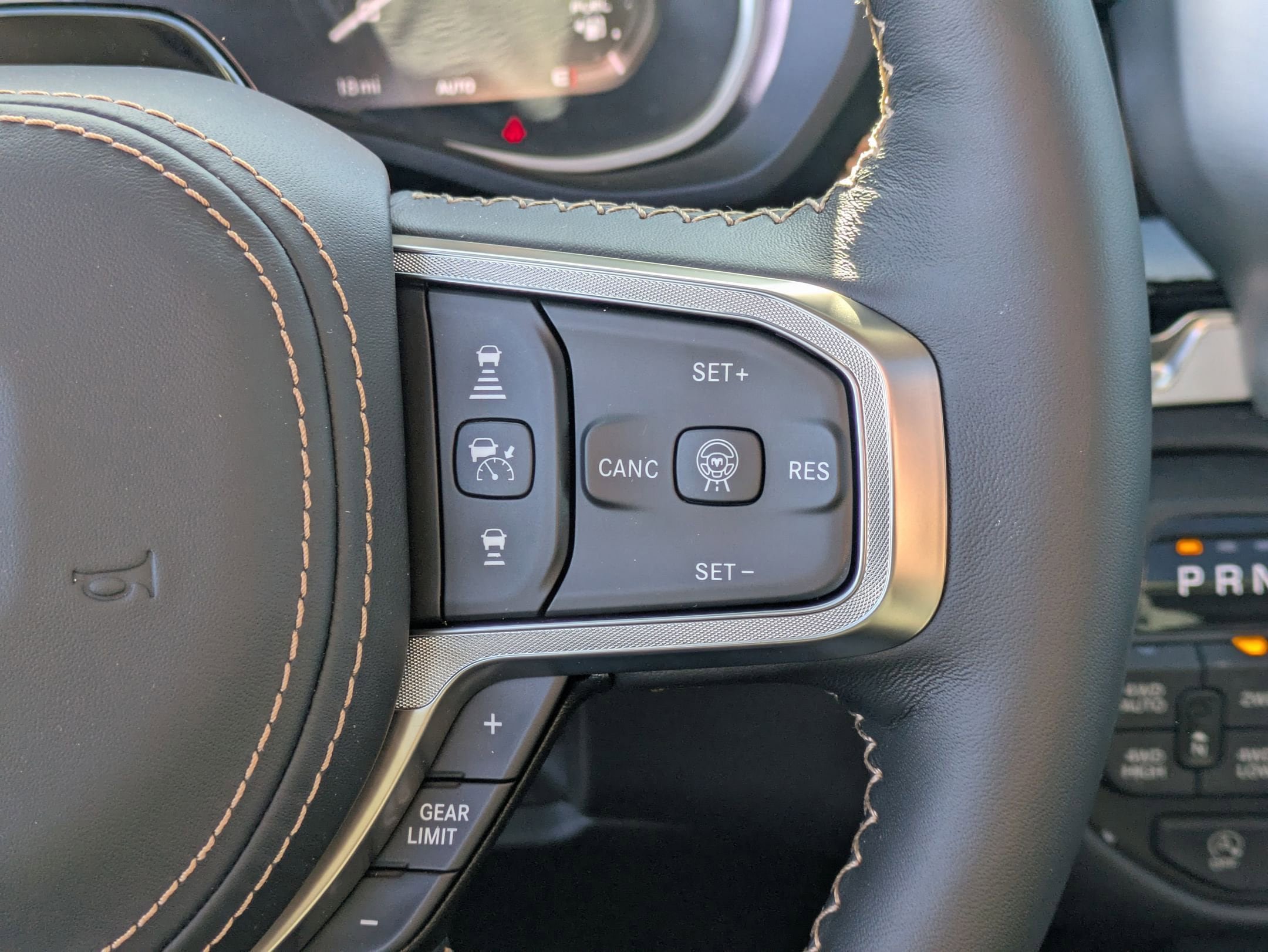New 2026 RAM 1500 Tungsten w/ Trailer Tow Group AWD/4WD image 17